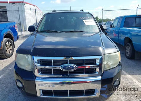 2008 Ford Escape Limited z USA, uszkodzony, nr VIN 1FMCU04148KA85568